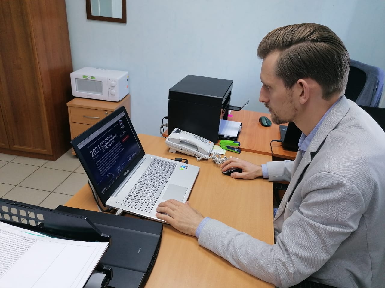 В Тверской области продолжается голосование онлайн