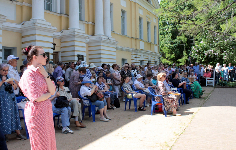 В селе Берново прошел традиционный Пушкинский праздник поэзии