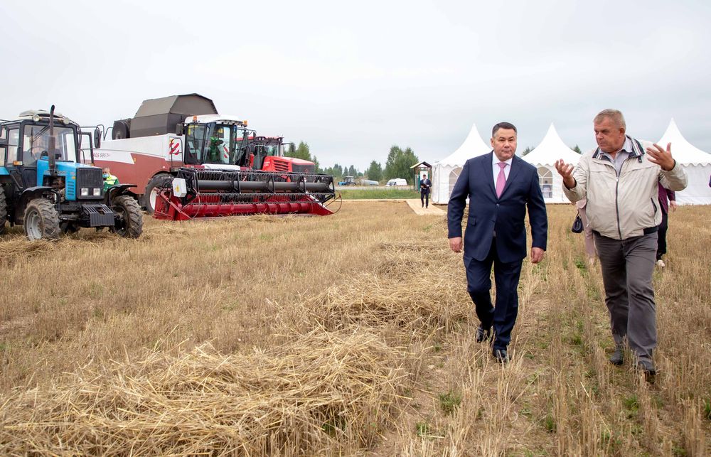 Губернатор Игорь Руденя обсудил с аграриями развитие сельского хозяйства Тверской области