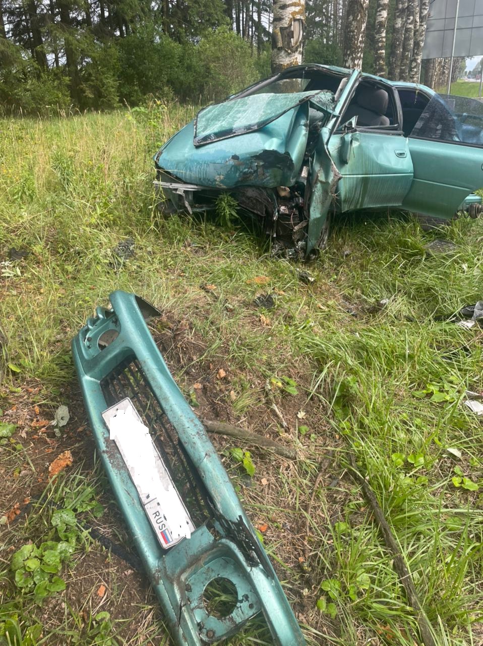 В Тверской области водитель уснул за рулем и врезался в дерево