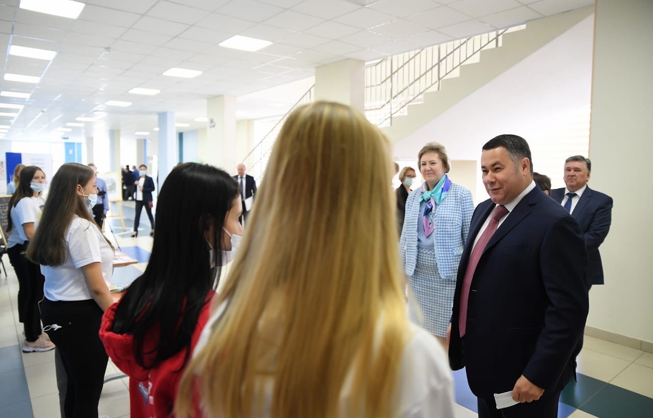 Игорь Руденя объявил о единовременной региональной выплате педагогам школ, колледжей и детских садов