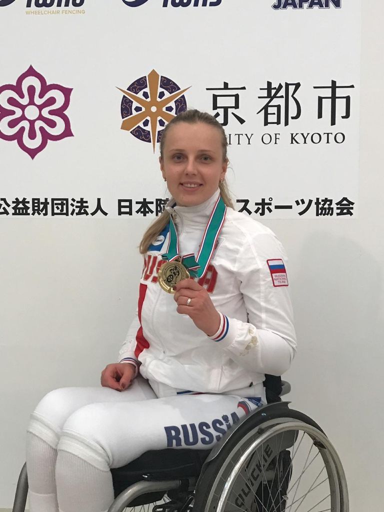 Шпага, отвага и боевой настрой: девушка из тверской глубинки завоевала в Токио серебряную медаль