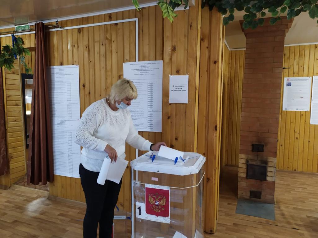 В муниципалитетах Тверской области продолжается работа на избирательных участках