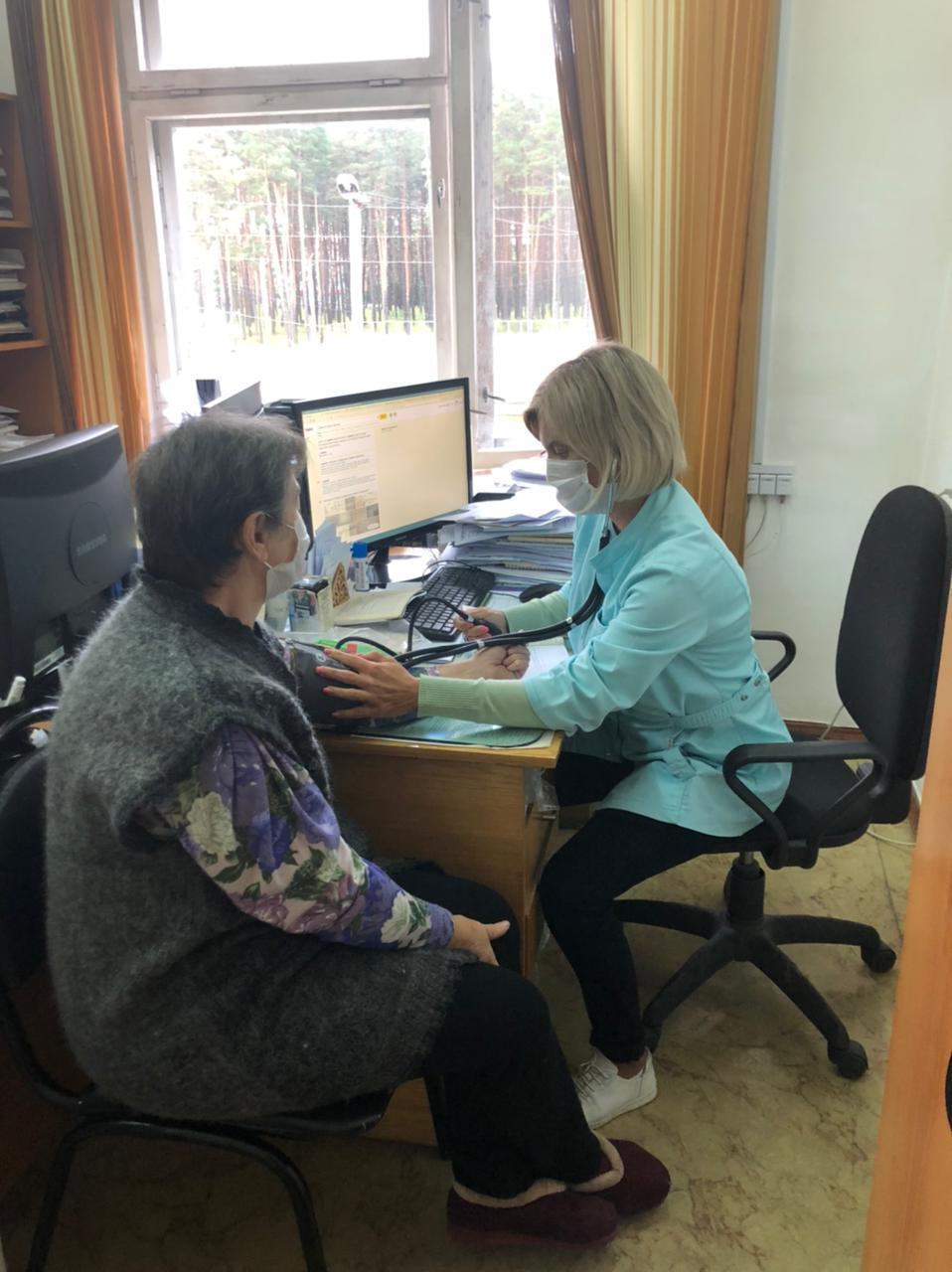 Тверские медики и специалисты Бакулевского центра проводят осмотры пациентов в районах