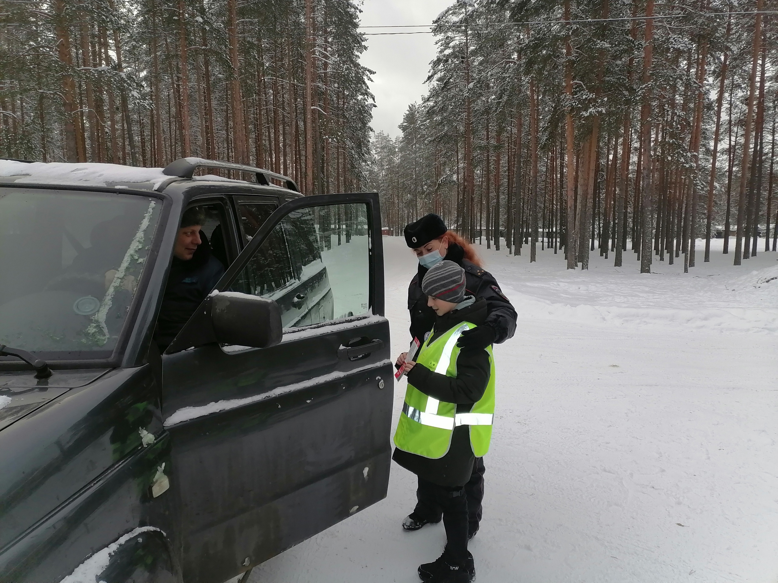 Водителям в городе Бологое напомнили о предназначении ремней безопасности