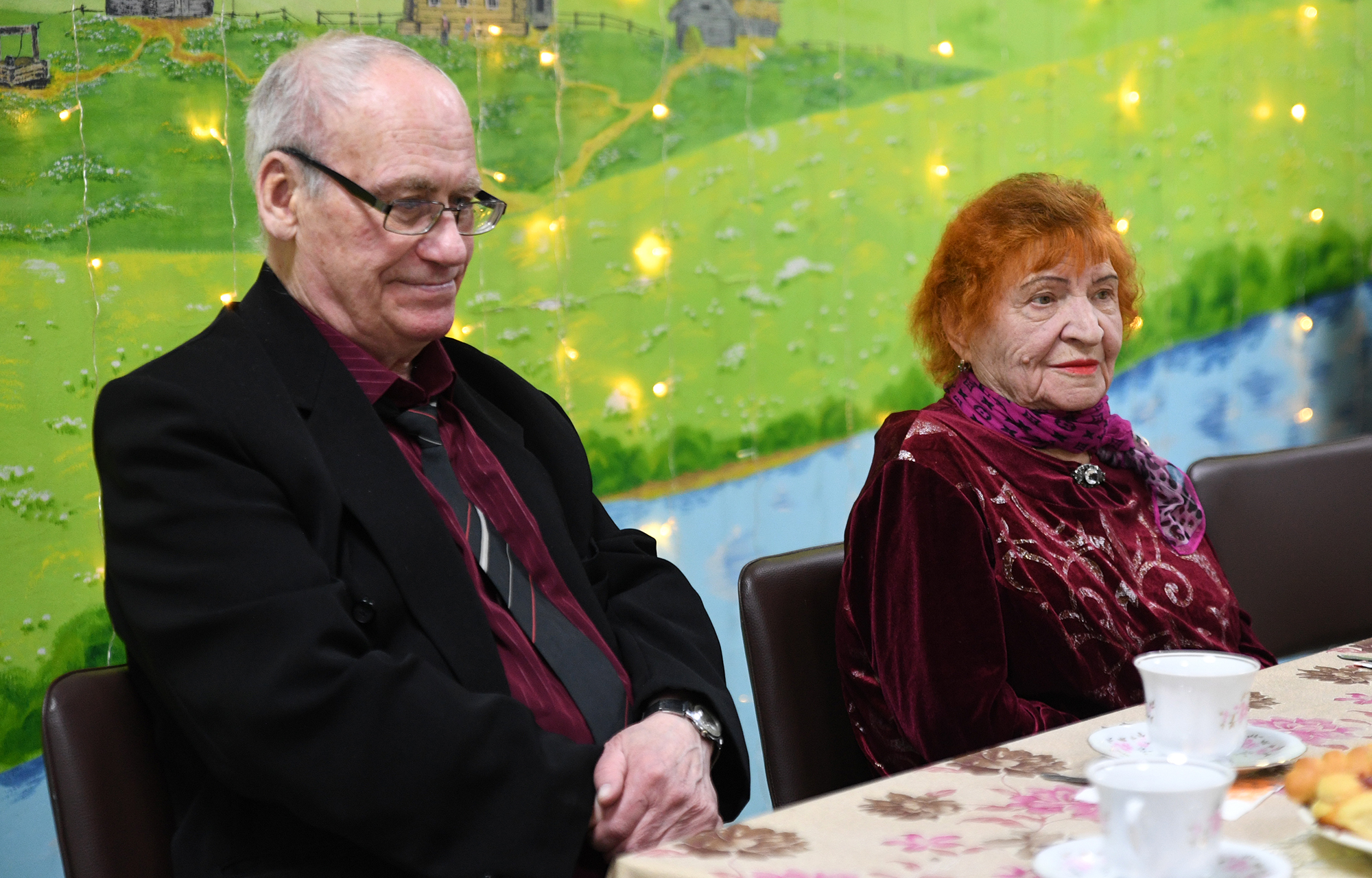 Игорь Руденя поздравил с наступающими праздниками представителей старшего поколения Тверского геронтологического центра