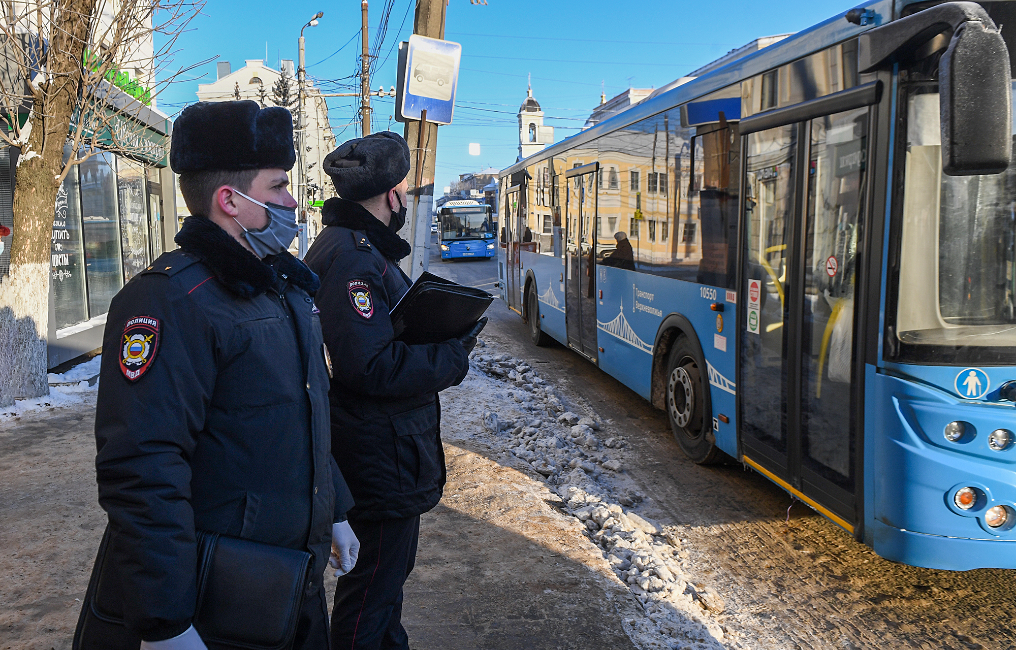 В Твери уже 320 пассажиров автобусов получили штраф за отсутствие маски