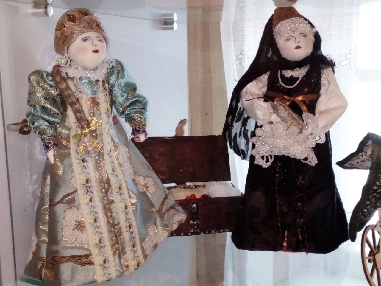 В Тверской области работает выставка народных кукол «Россияночка»