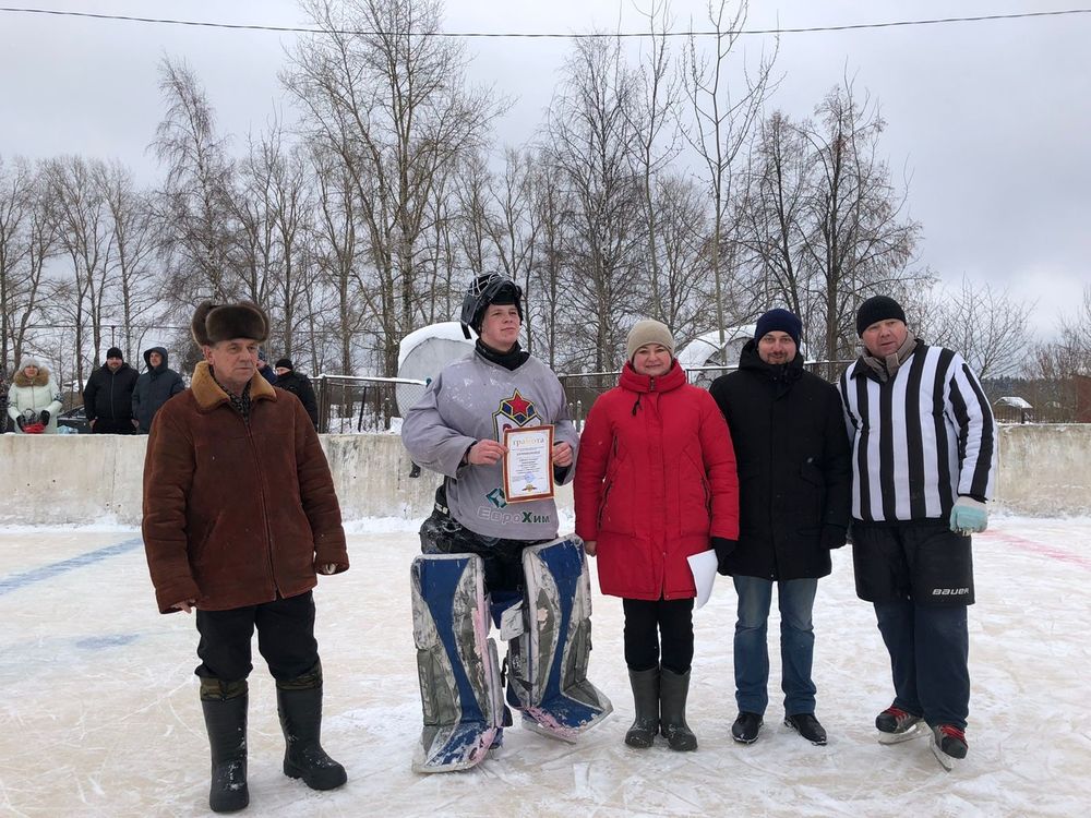 В посёлке Сонково прошли соревнования по хоккею