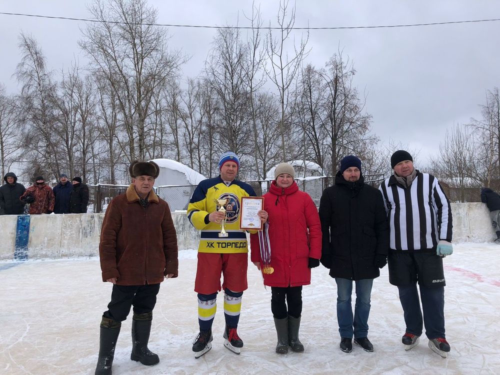 В посёлке Сонково прошли соревнования по хоккею