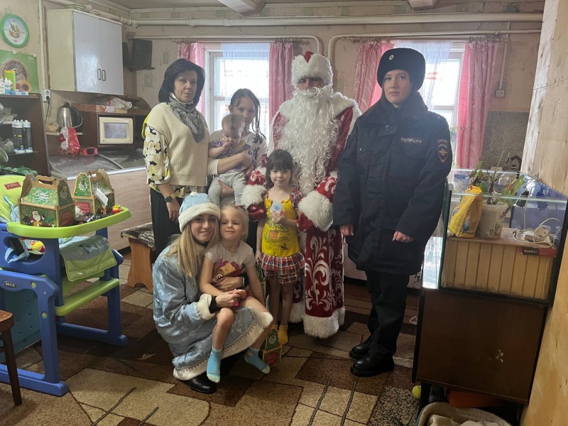 полицейский дед мороз