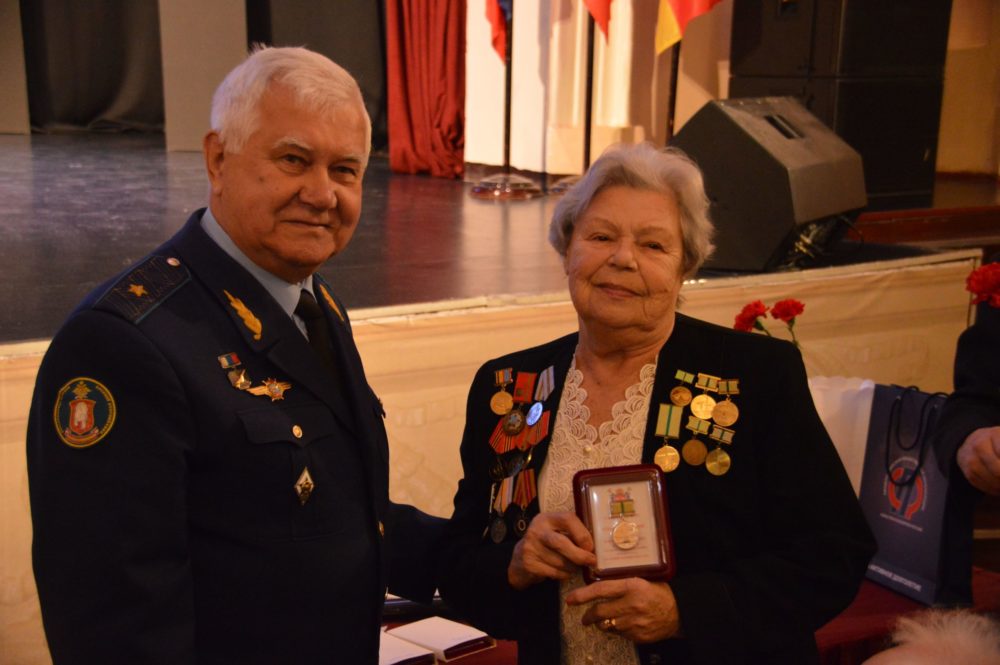 АДМИНИСТРАЦИЯ ЛЕНИНГРАД 4