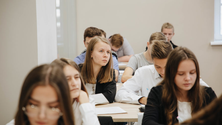 школьники, ученики