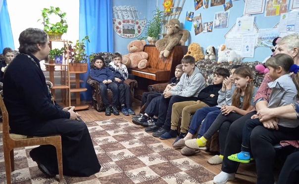 встреча священника с детьми