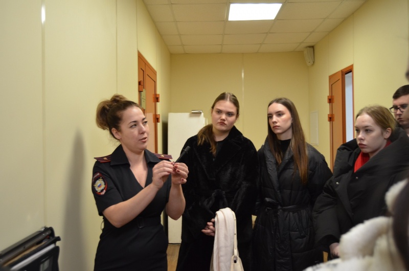 полицейские студенты 4