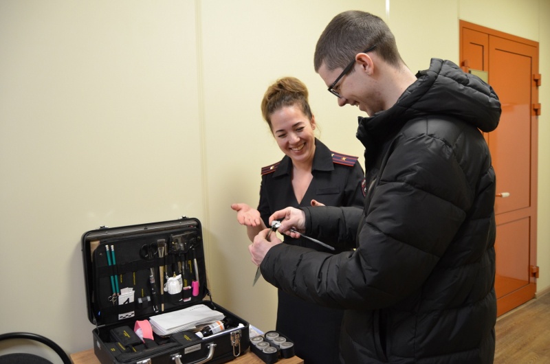 полицейские студенты 6