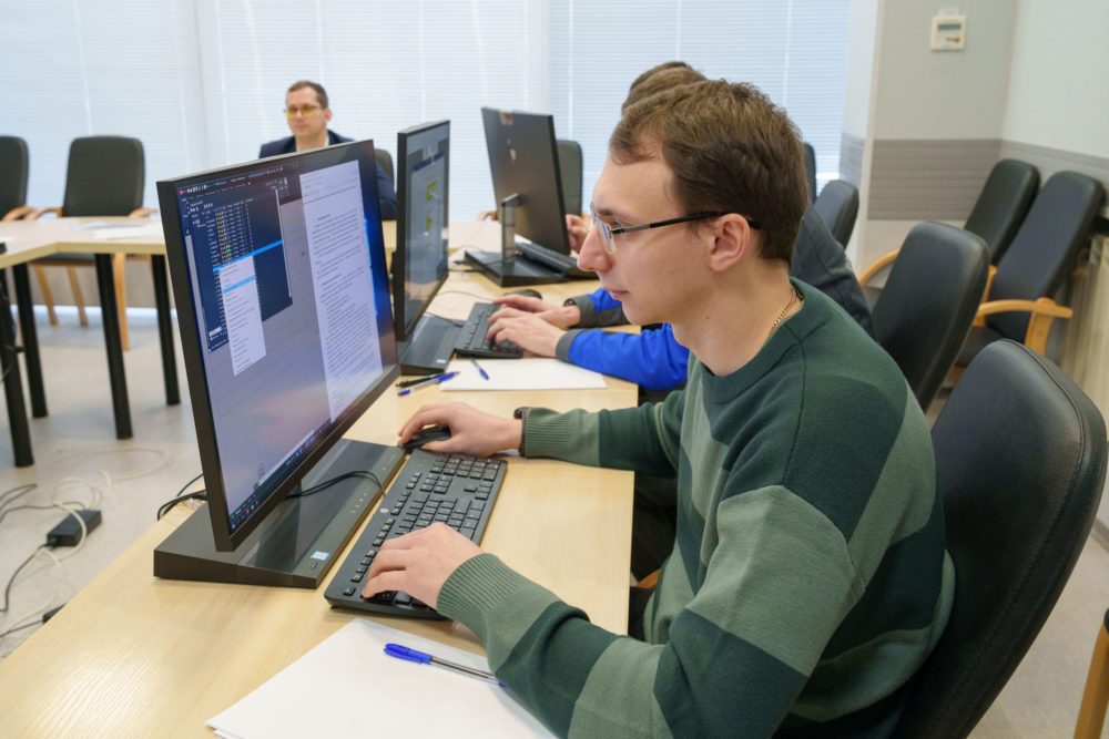 каэс чемпионат 1