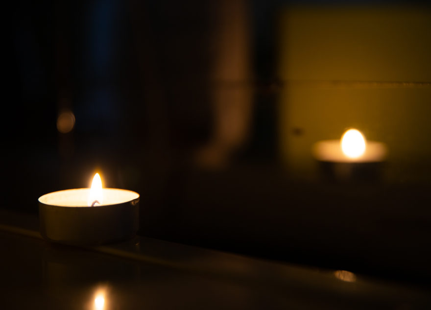 свечи, электричество