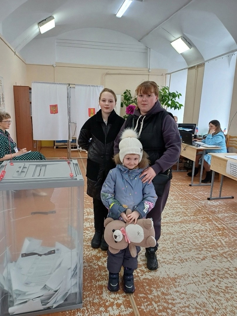 выборы, краснохолмский округ