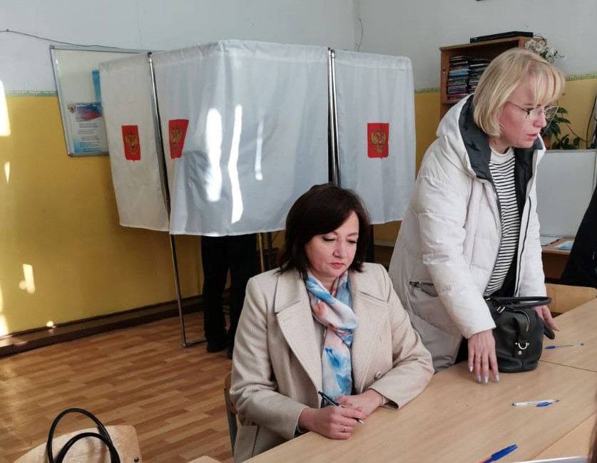 photo 5449816902076586599 y