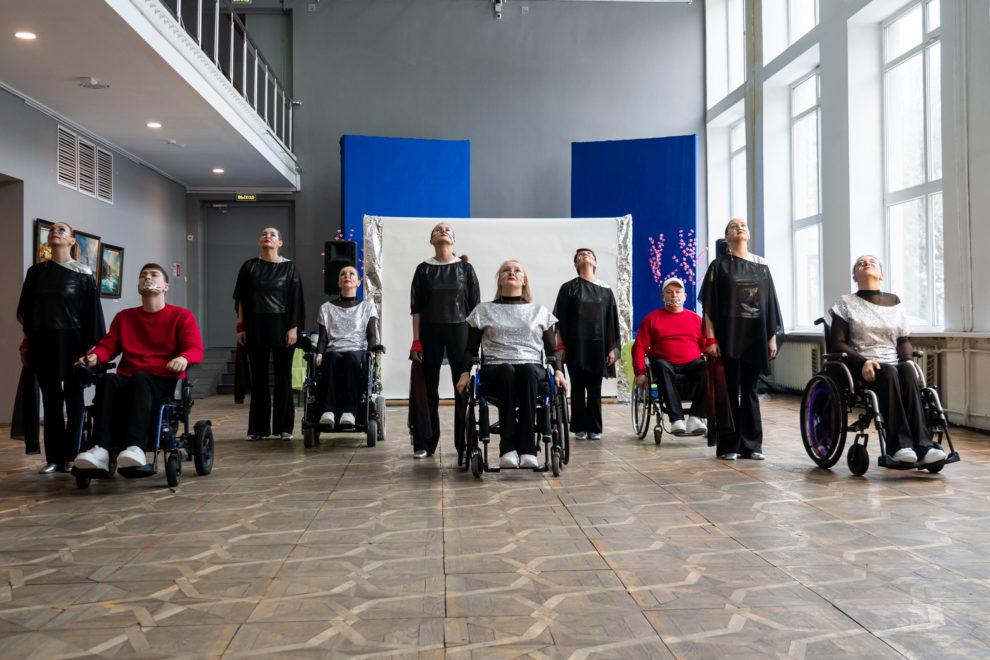 Непассажиры (2)