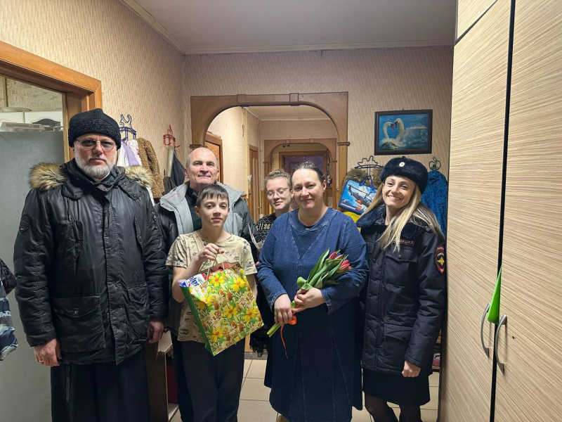 полиция визит многодетных мам калининский округ 2