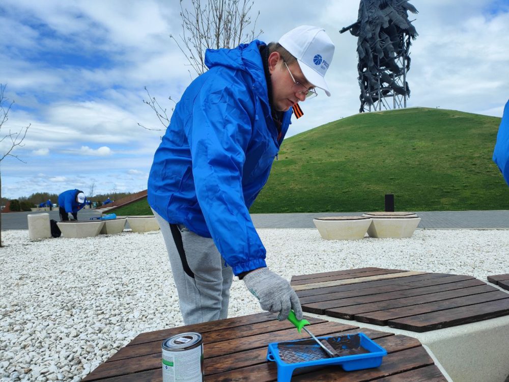 4133284a cd95 4dee 9de9 27537f26263f