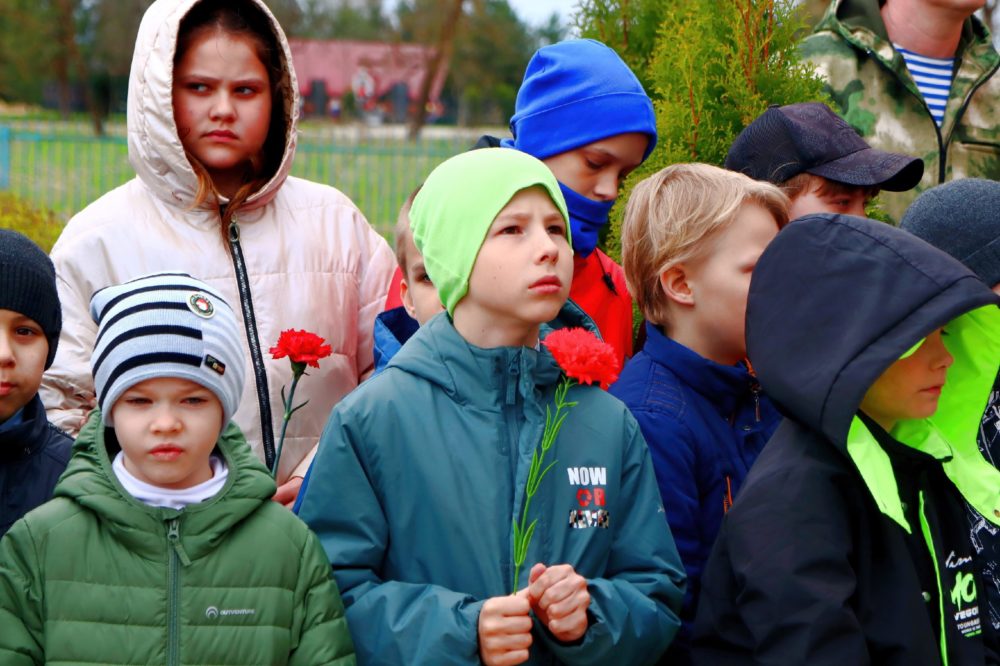 логинов ржев мемориальная доска 4