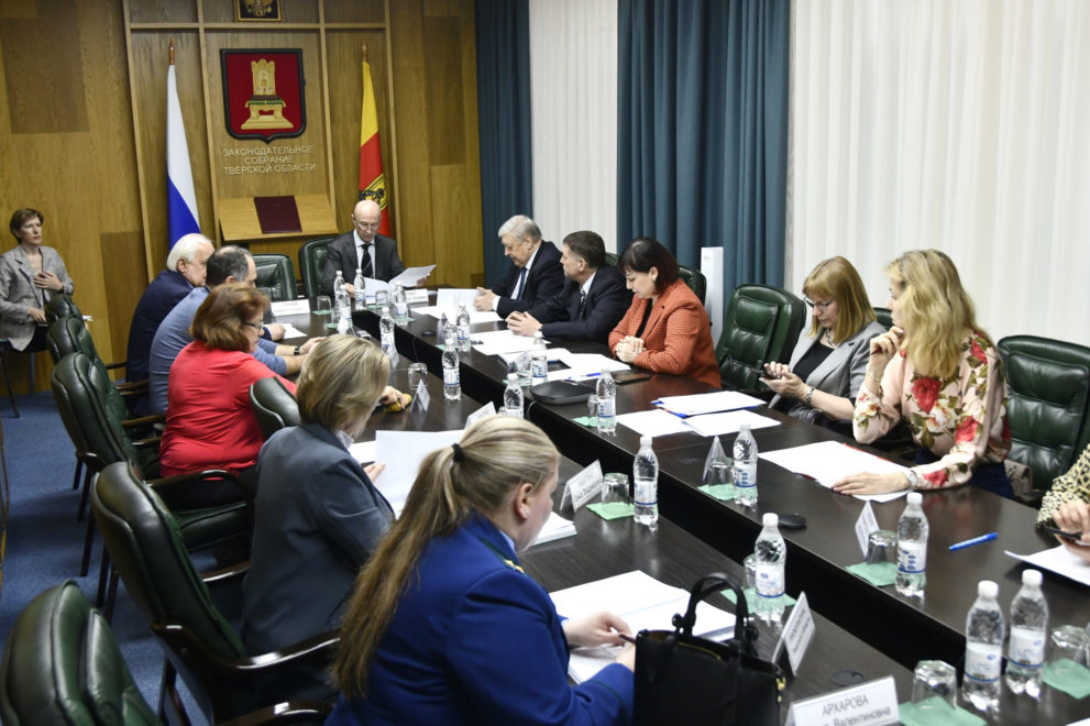 Фото: пресс-служба Законодательного Собрания Тверской области