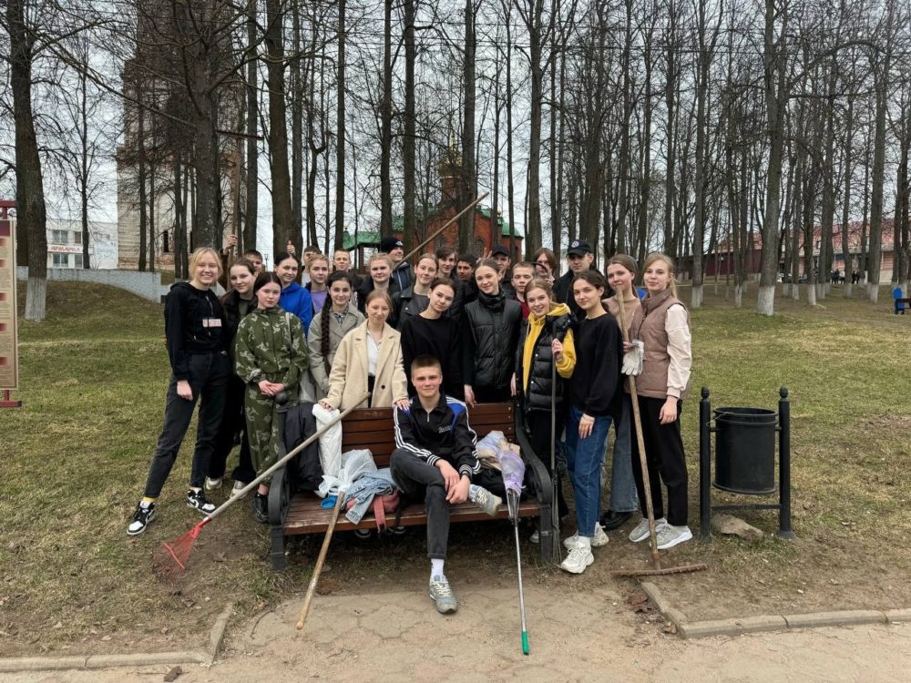 Кр. Холм, субботник