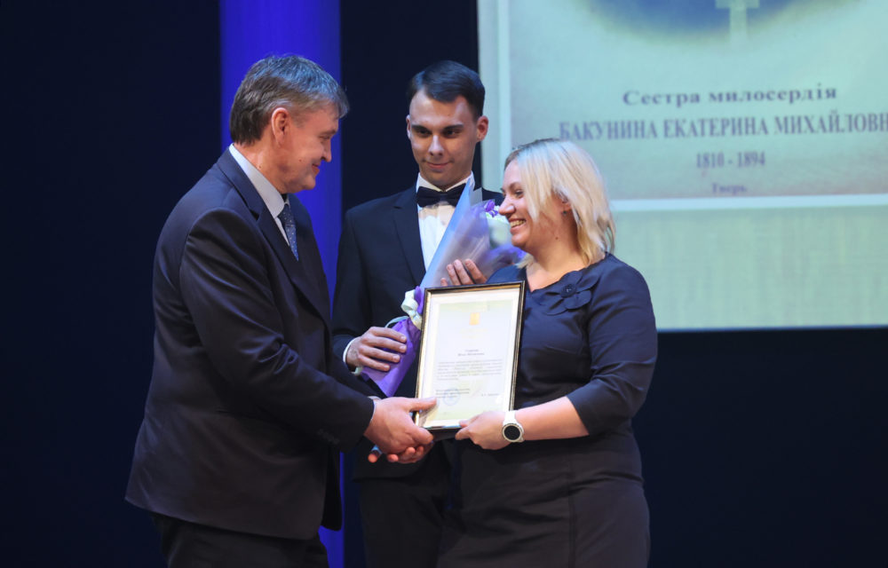 Медсестра 2