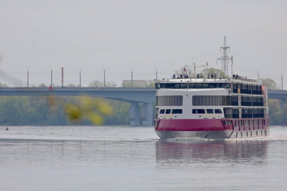 теплоход «Мустай Карим» (1)