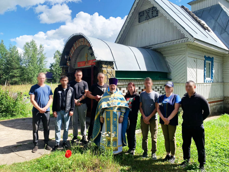 Священники Тверской митрополии проводят профилактические беседы с осужденными в учреждениях УФСИН России по Тверской области.