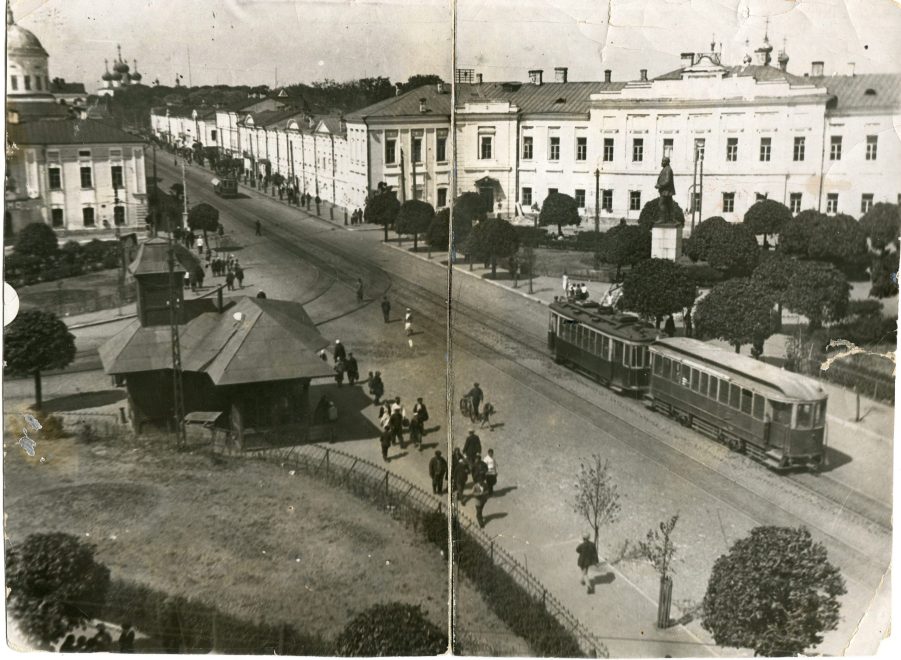 Архивное фото: Калинин. Площадь Ленина. 1931 г./ автор не указан