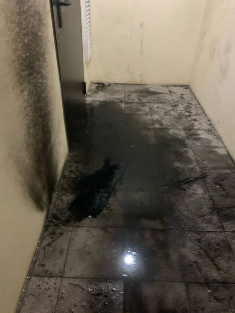 горящая покрышка инцидент