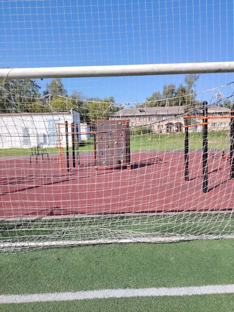 разрушенный стадион бежецк 7