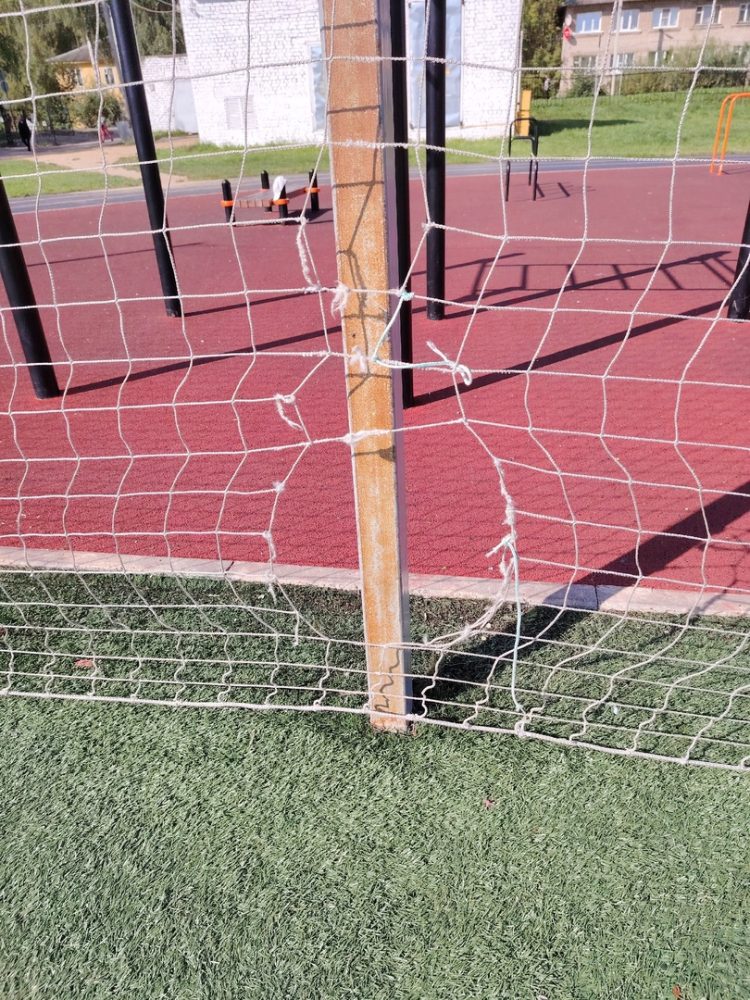 разрушенный стадион бежецк 8