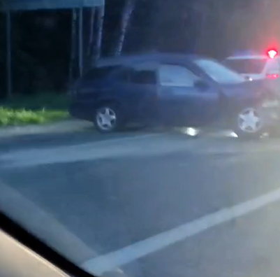 синий универсал дтп