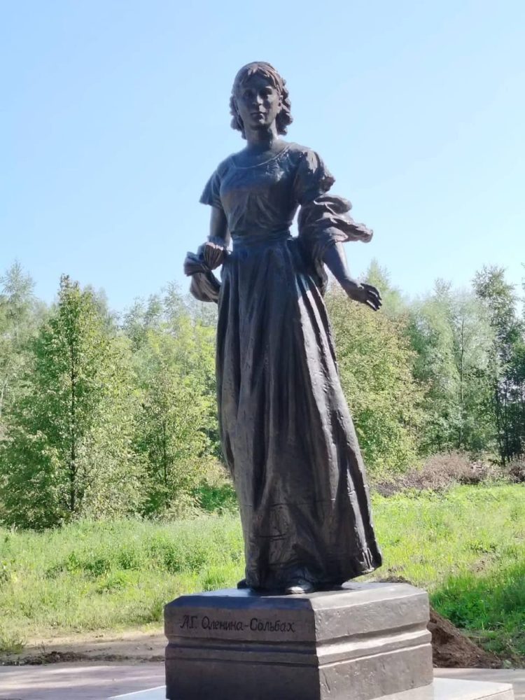 открытие памятника в оленино