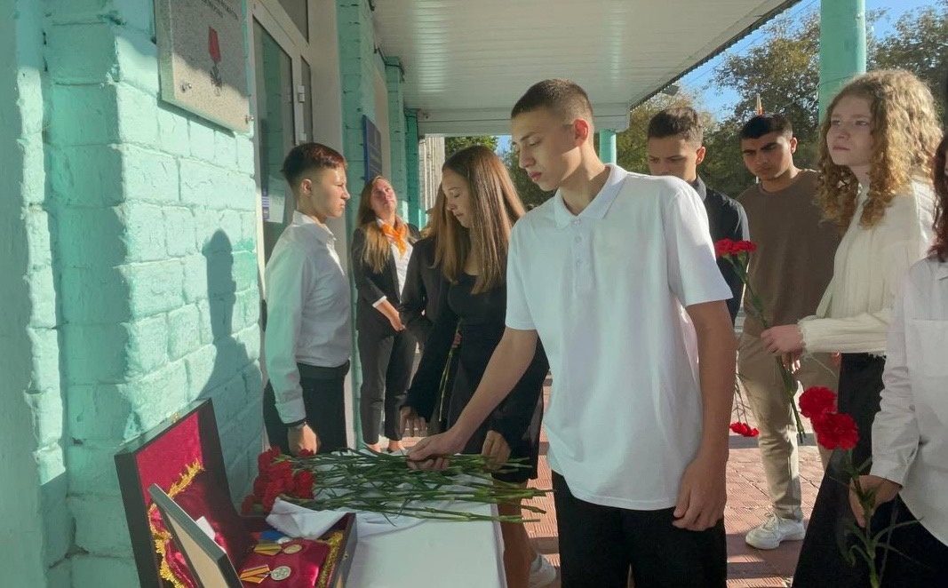 мемориальная доска мальков тверь 1