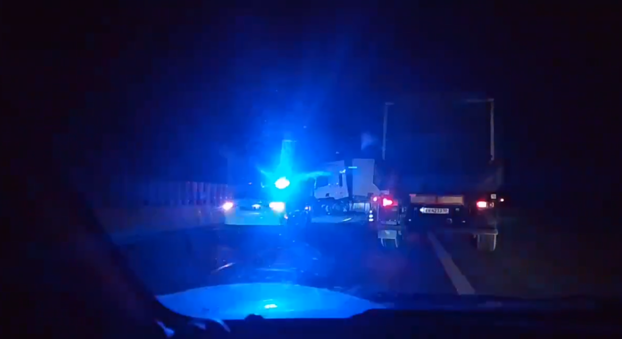 Фото: скрин с видео очевидцев/Инцидент Тверь