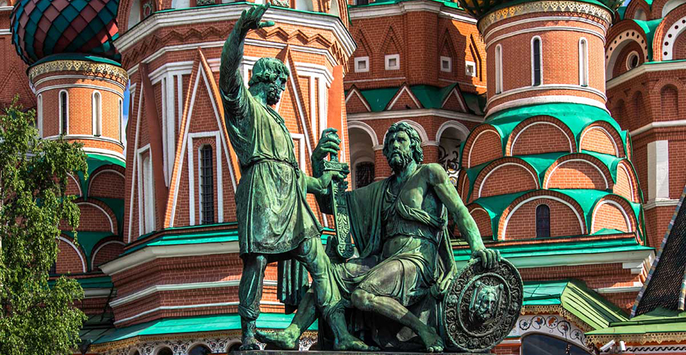 Фото памятника Кузьме Минину и Дмитрию Пожарскому: с сайта Российского исторического общества 