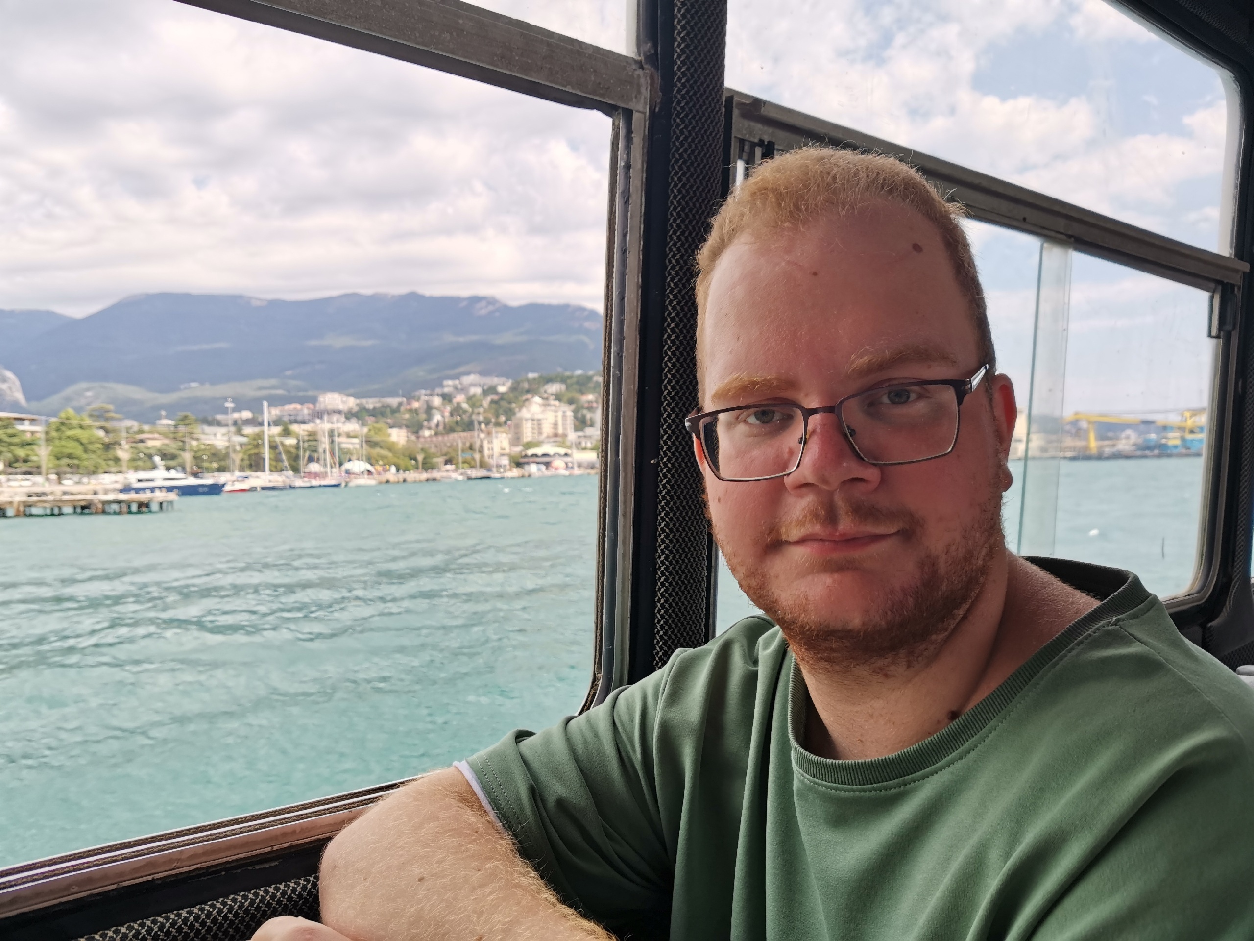 Иван Исаев: Занятия в школьном театре формируют навыки публичных выступлений и меняют отношение ребят к учебе