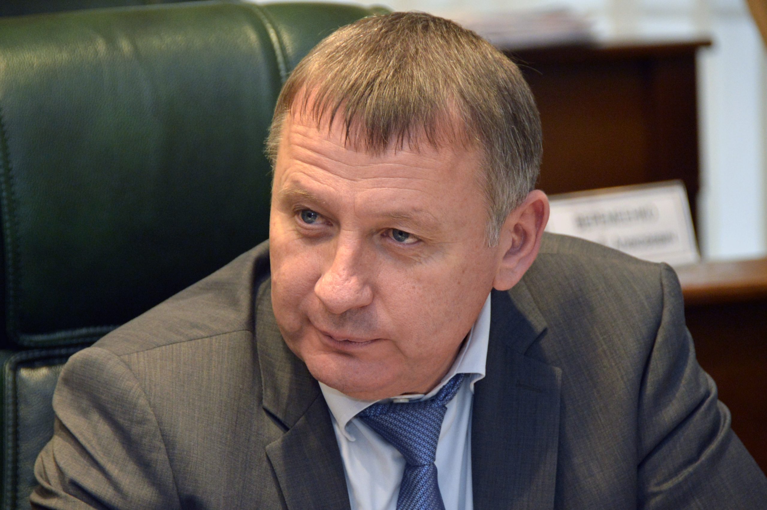 Руслан Лебедев: Труд военных нужно не только уважать, но и подкреплять материально