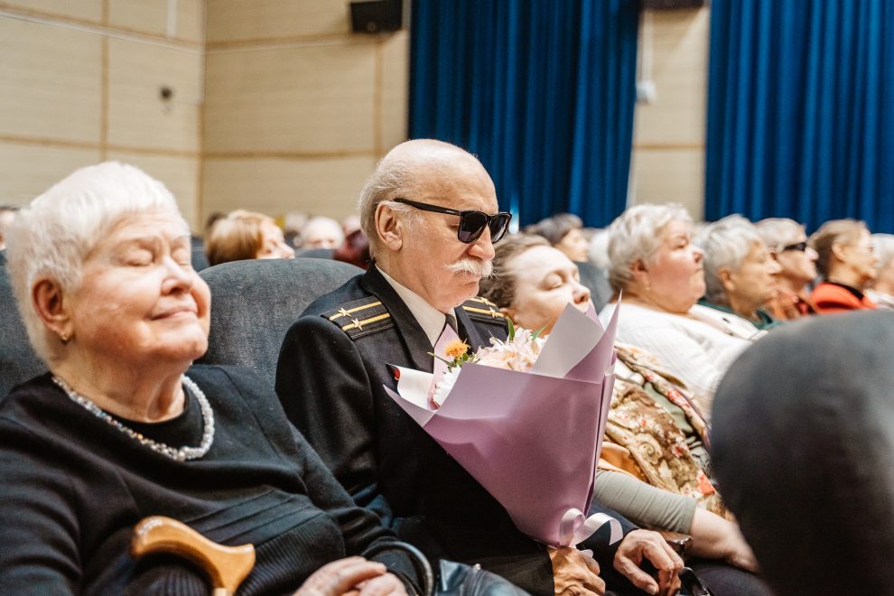 Декада белой трости