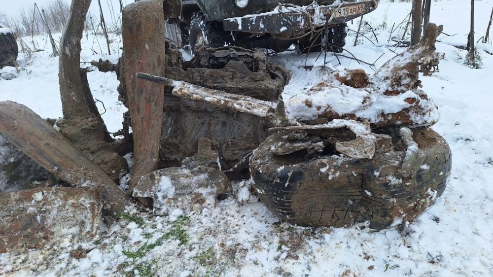 детали самолета ржевского ни впц подвиг 1