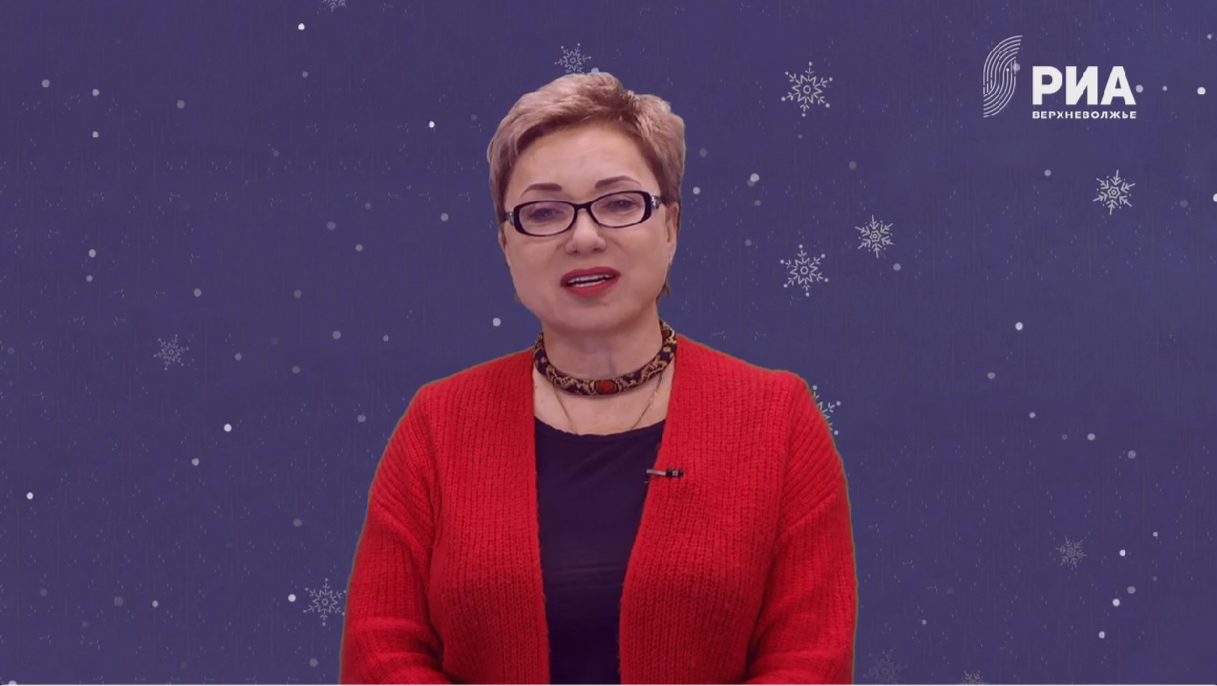 Елена Постнова поздравила с Новым годом и Рождеством