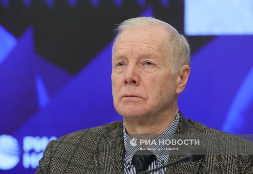 Алексей Плотников. Фото РИА Новости (4)