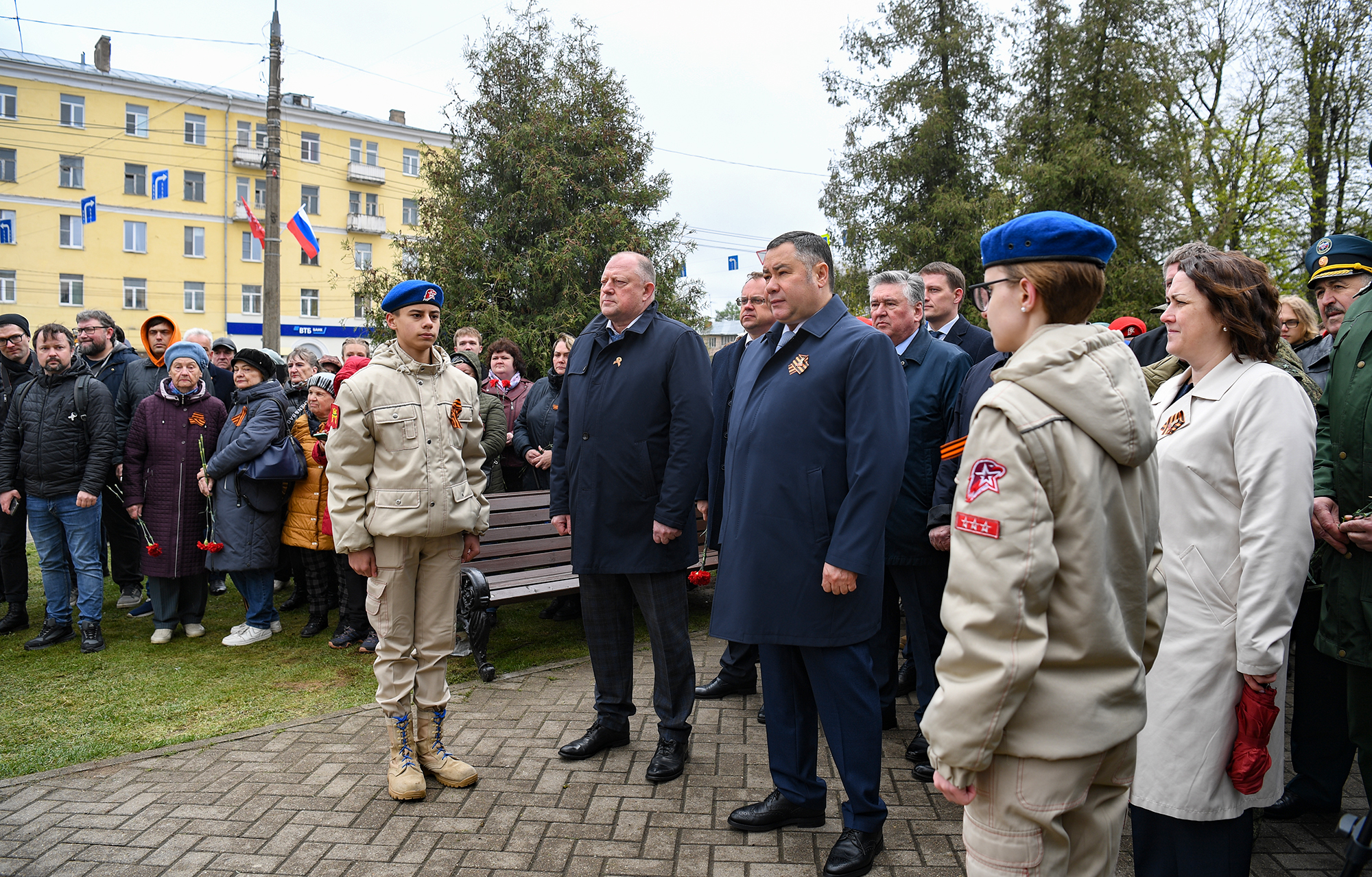 открытие памятника Паши Савельевой