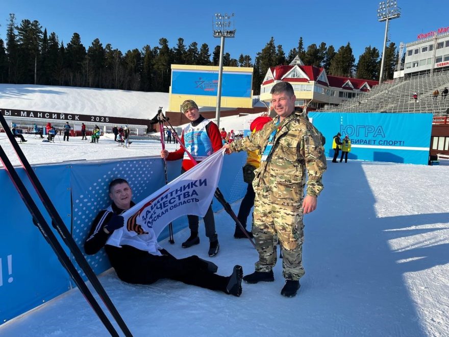 Мужчины заново учились ходить на лыжах после травм, полученных на СВО